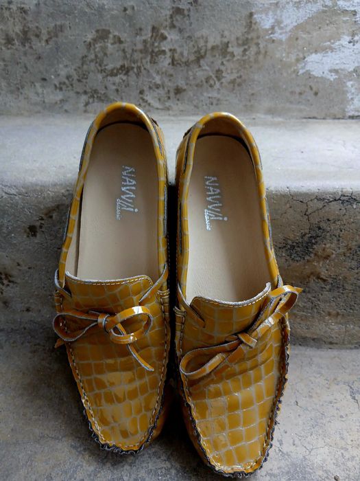 Мокасини естествена кожа супер удобни.