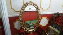 Ретро огледало с красива рамка