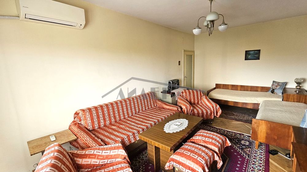 Продава се Двустаен апартамент в Пловдив, Младежки Хълм - 68 кв.м за 1883 €/кв.м - Снимка #1