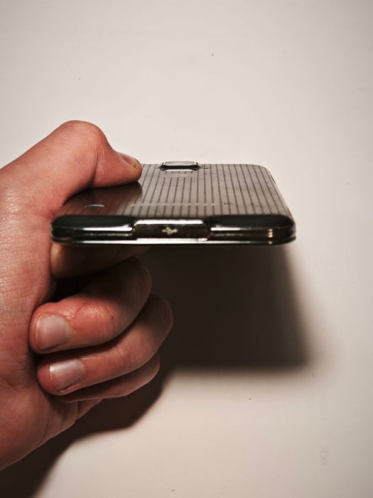 Samsung Galaxy S5 impecabil, Snapdragon, funcționează perfect