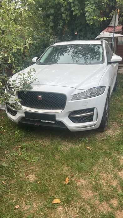 Jaguar F-Pace 2.0 R Sport