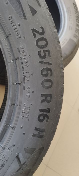 Vând 2  anvelope de vara Continental 205/60R16,  DOT 2021