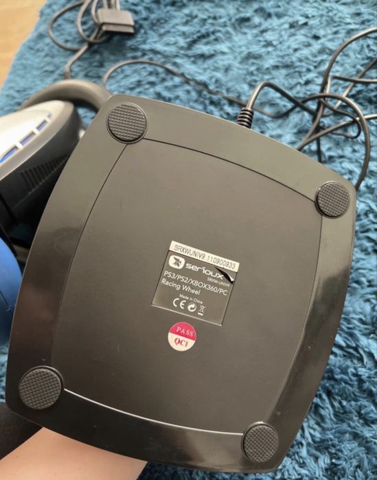 Consola de tip volan cu pedale, Serioux