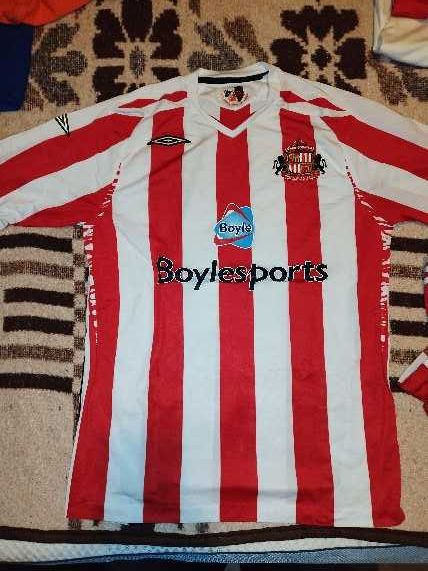 tricou sunderland umbro marimea L de colectie