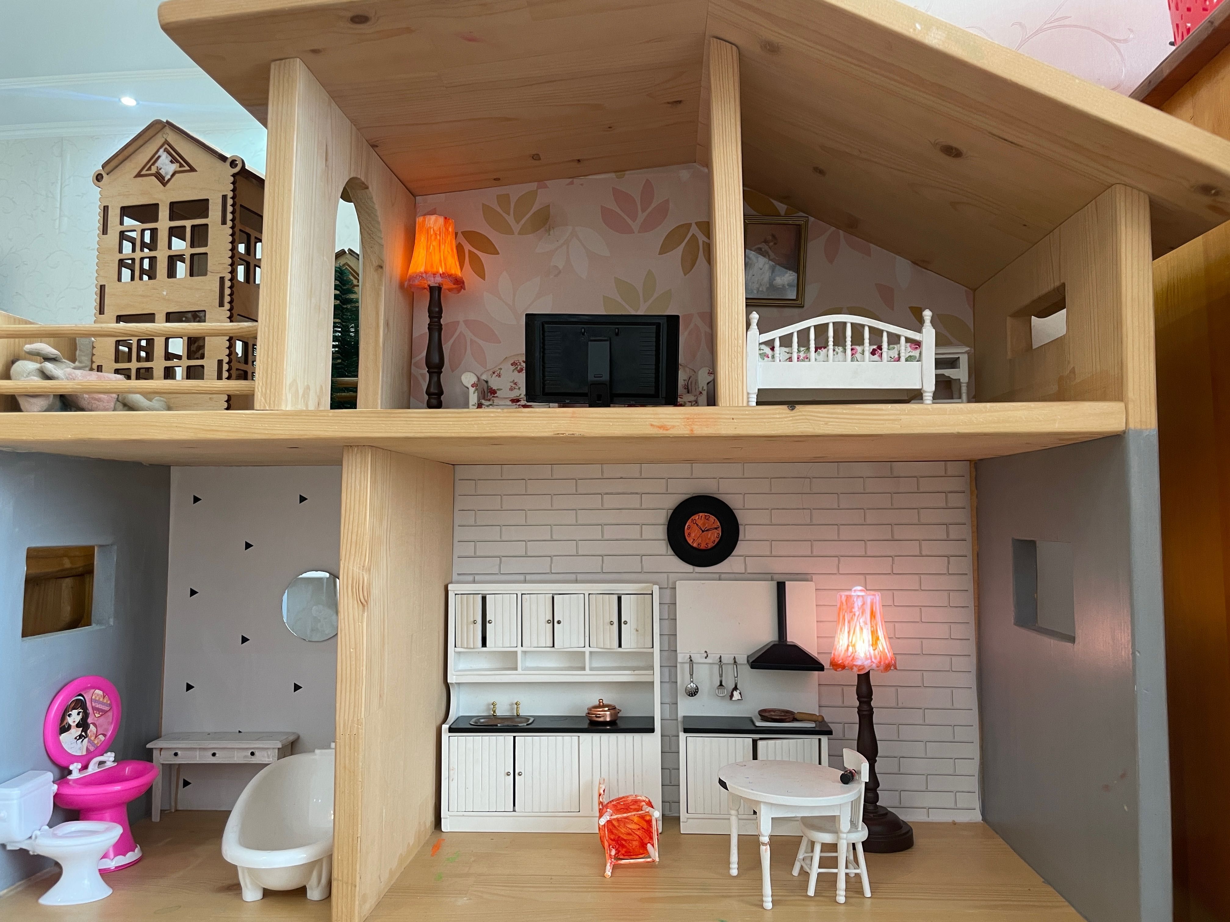Куколный домик деревянный