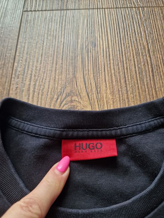 Страхотна мъжка блуза суитчър HUGO BOSS размер М