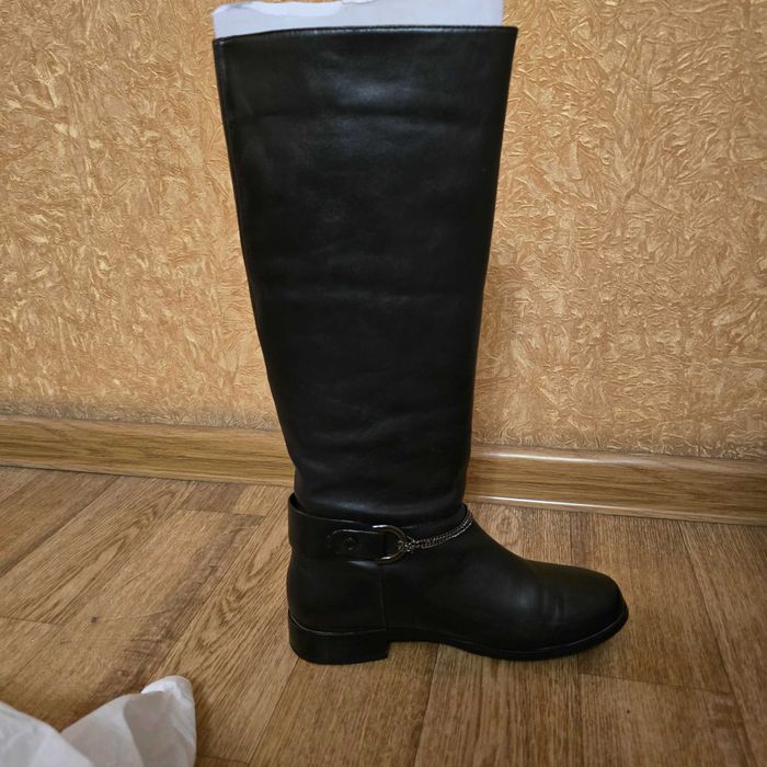 Сапоги кожанные в отличном состоянии