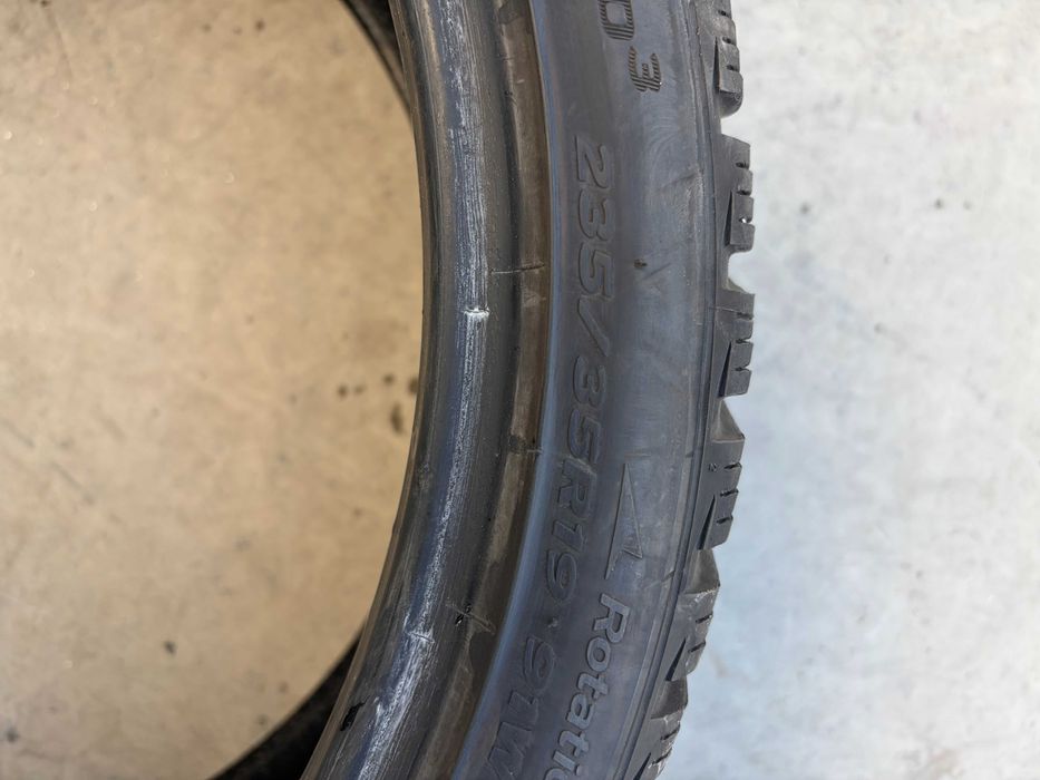 Hankook 235/35R19- Stare foarte buna, livrare rapida, garantie!