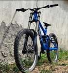 Commencal supreme dh v3 atherton