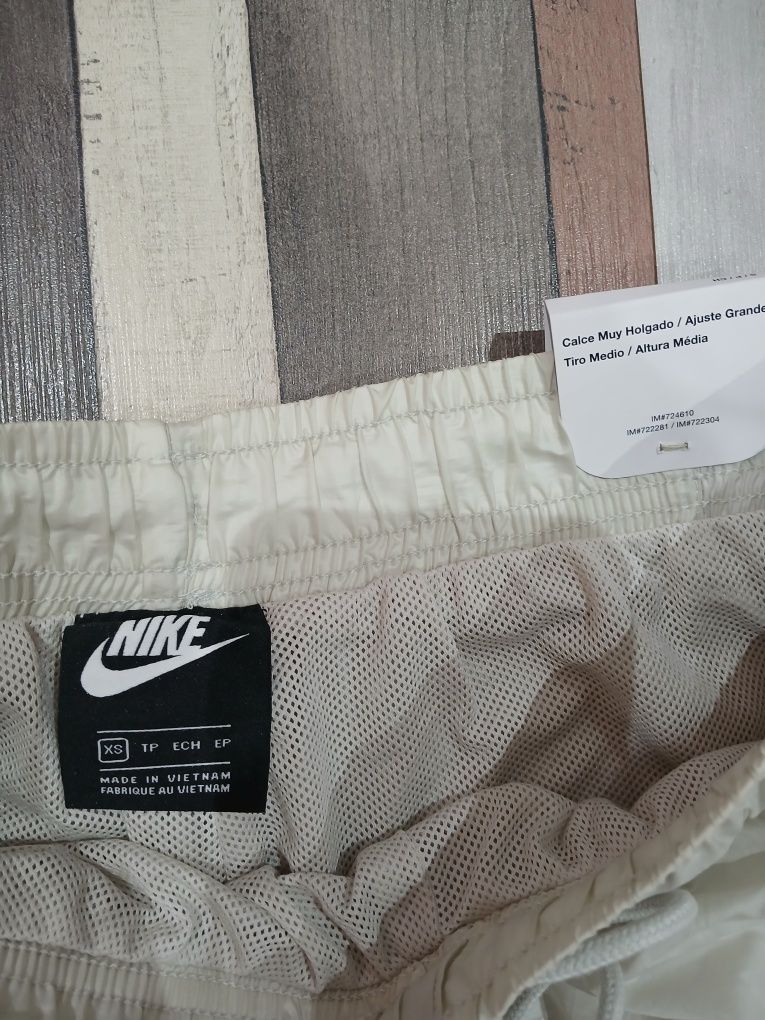 Чисто нова долница Nike