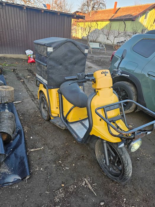 Vand motociclu ligier