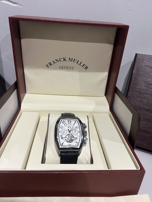 Franck Muller соати сотилади
