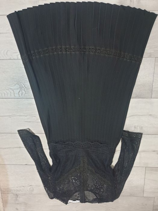Rochie de seara de lungime medie