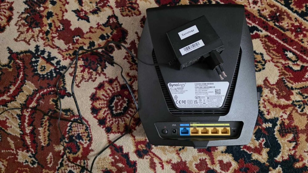 Router Synology WRX560 Dual-band, Wi-Fi 6, Mesh support