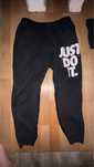 Pantaloni Nike Just Do It