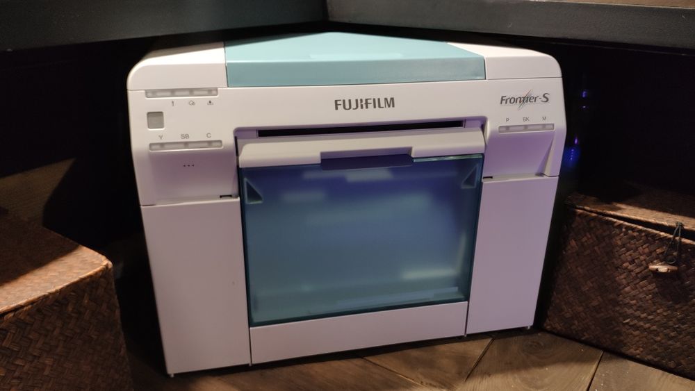 Fujifilm Frontier-s DX-100 принтер минилаб
