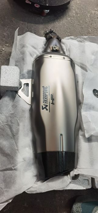 Akrapovic HP за BMW r1200gs / r1250gs