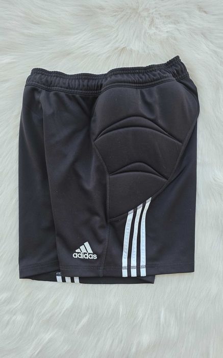 Вратарски шорти Adidas размер М