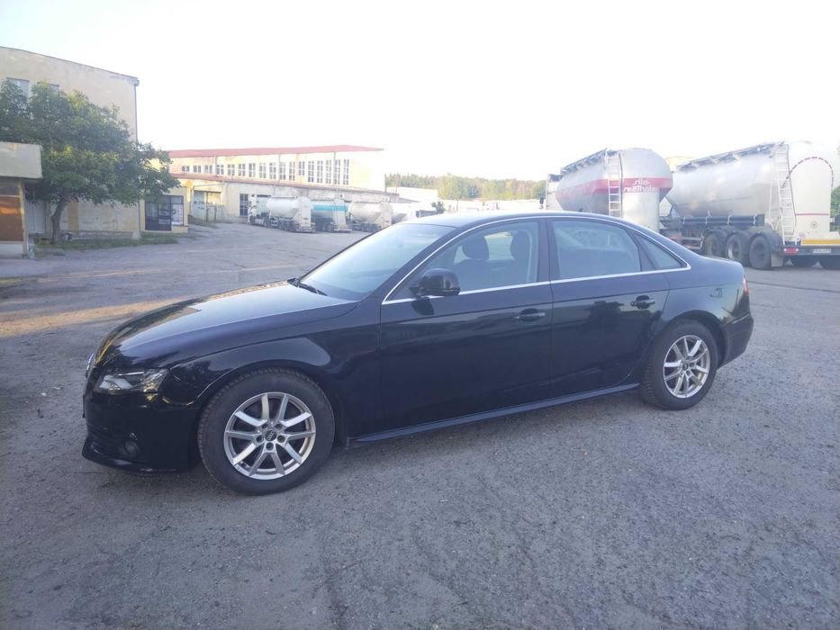 Audi A4 2,0 tdi 143 ps B8