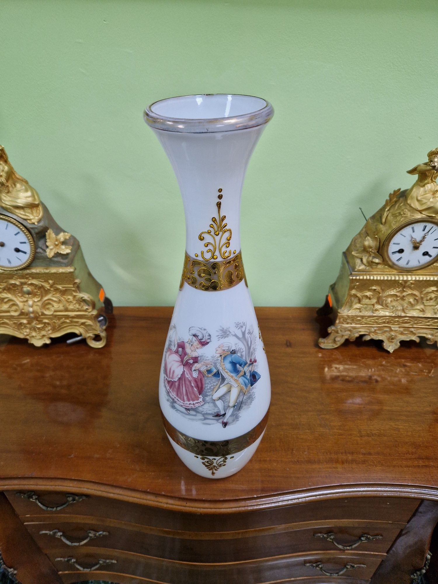 Превъзходна антикварна френска стъклена ваза Опалина