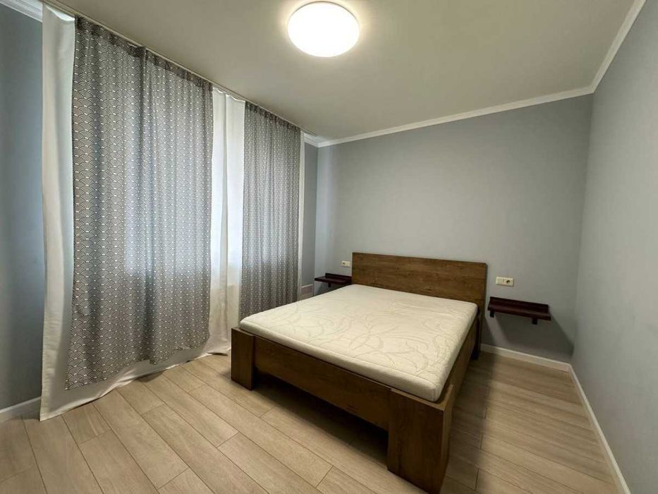 Дава се под наем Двустаен апартамент в София, Център - 65 кв.м за 402.9 € - Снимка #1