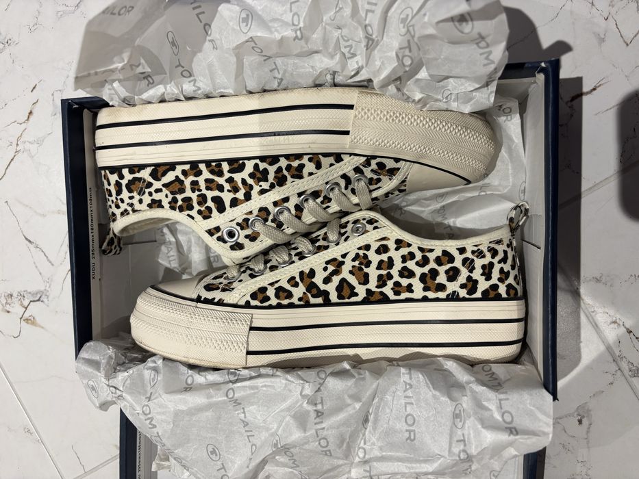 Сникърси tom tailor