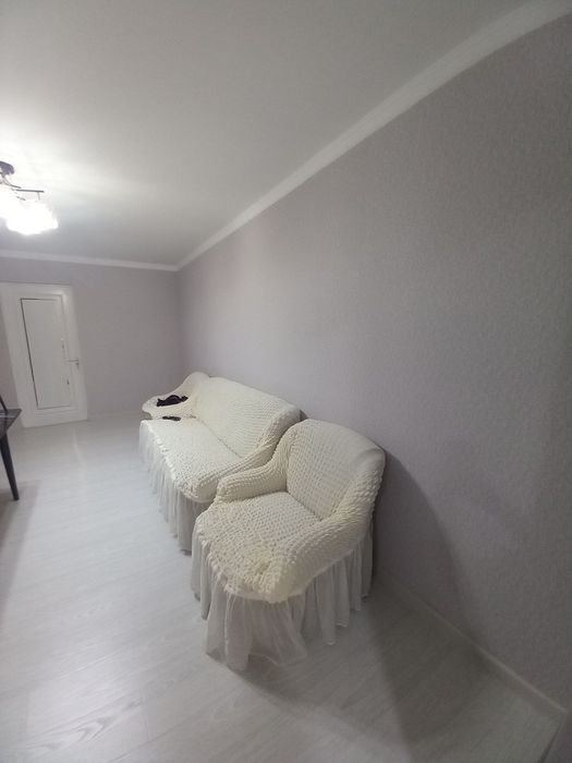 Сдаётся Ялангач 187,190-школа 2/2/4 Всё новое Евроремонт мебель техник