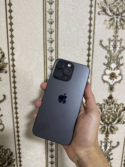 iphone 15 pro max black titanium sotiladi