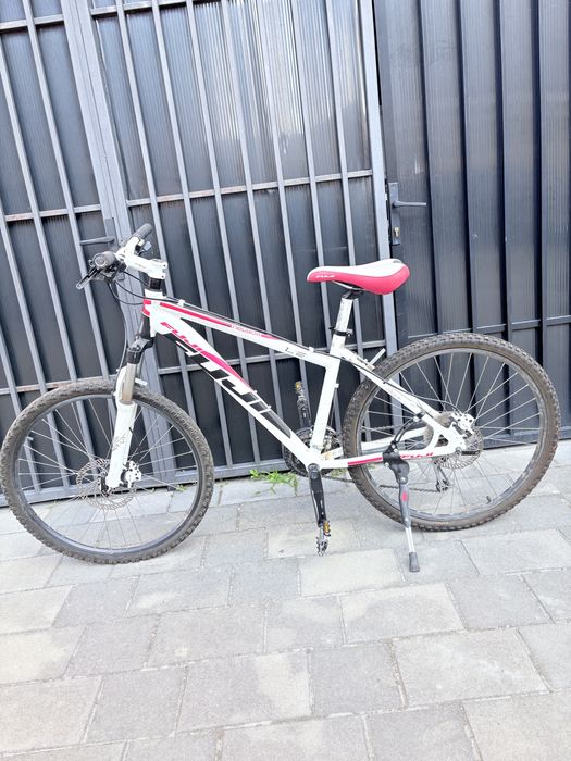 Vand bicicleta Fuji URGENT!!!