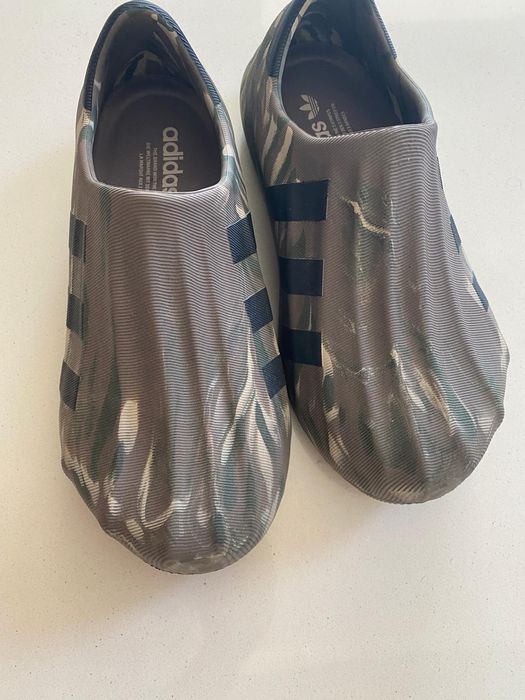Papuci adidas barbati