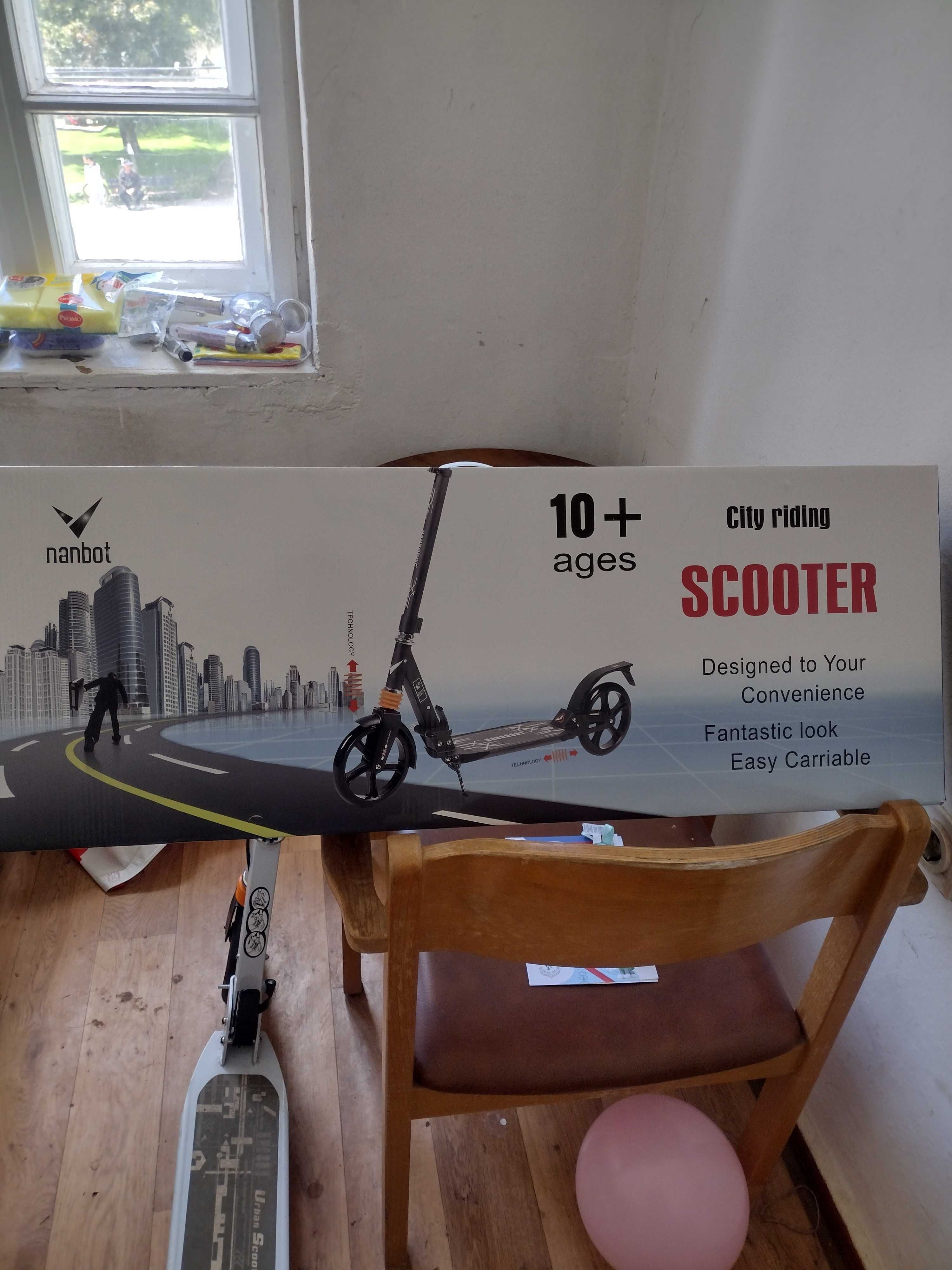 Продавам тротинетка скутер издържа до 100кг.