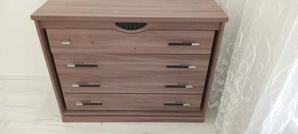 Комод в хорошем состоянии