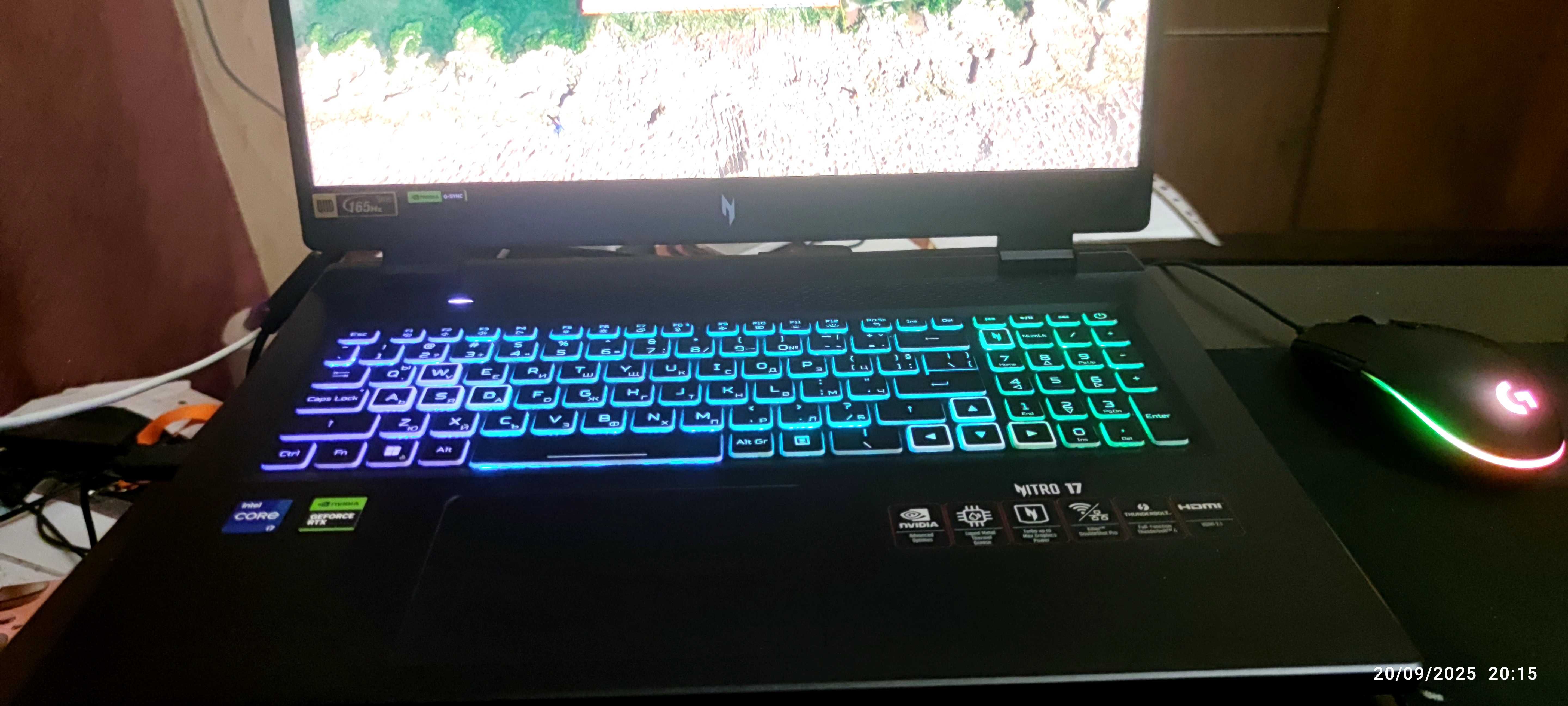 Acer Nitro 17 (AN17-71) – i7-13700HX / RTX 4050 / 32 GB RAM / 1 TB