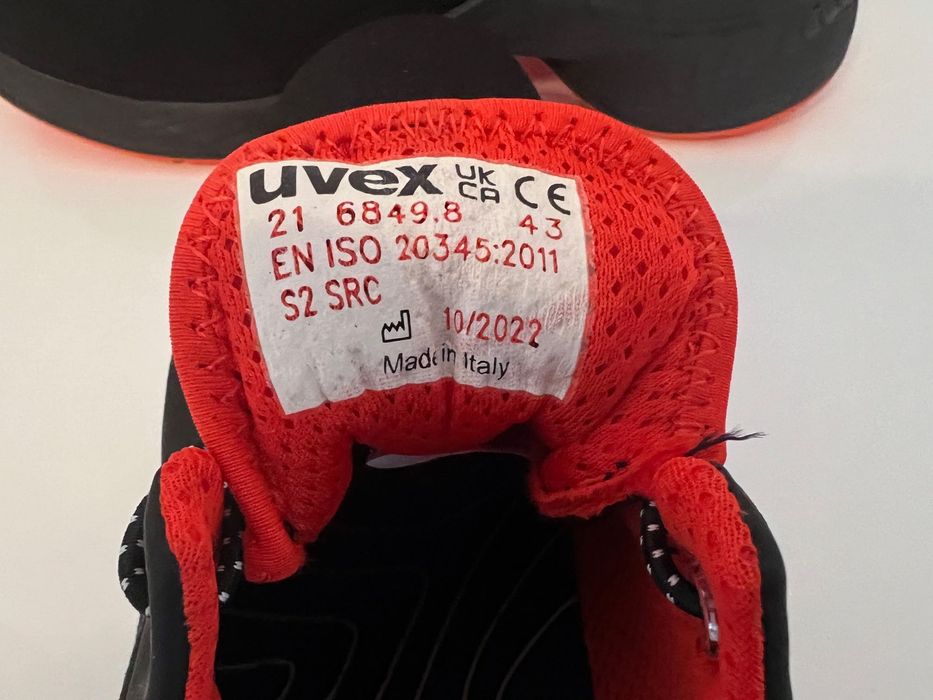 Pantofi Uvex marimea 43