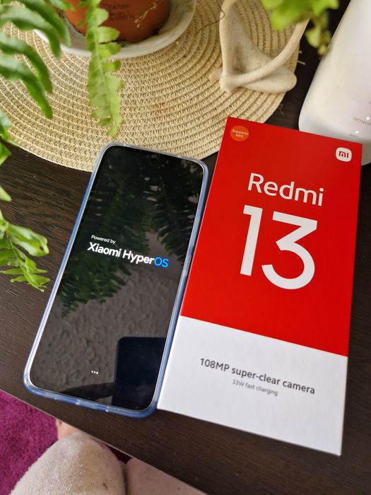 Нов смартфон Redmi 13