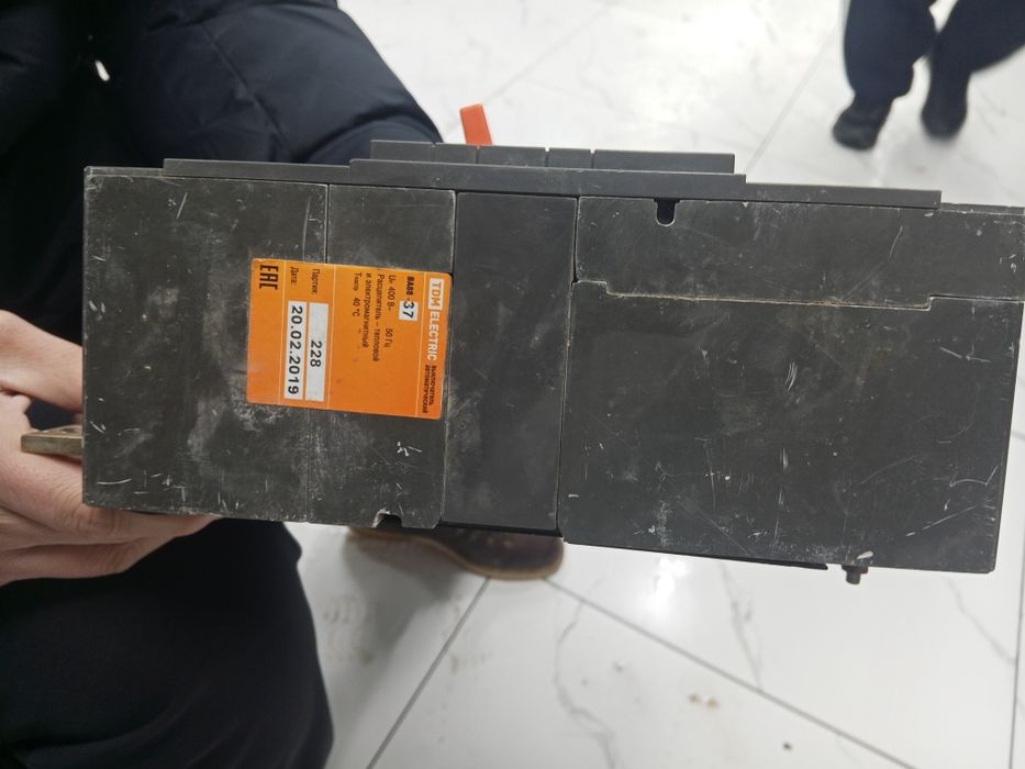 Сатылады Рубильник 400А