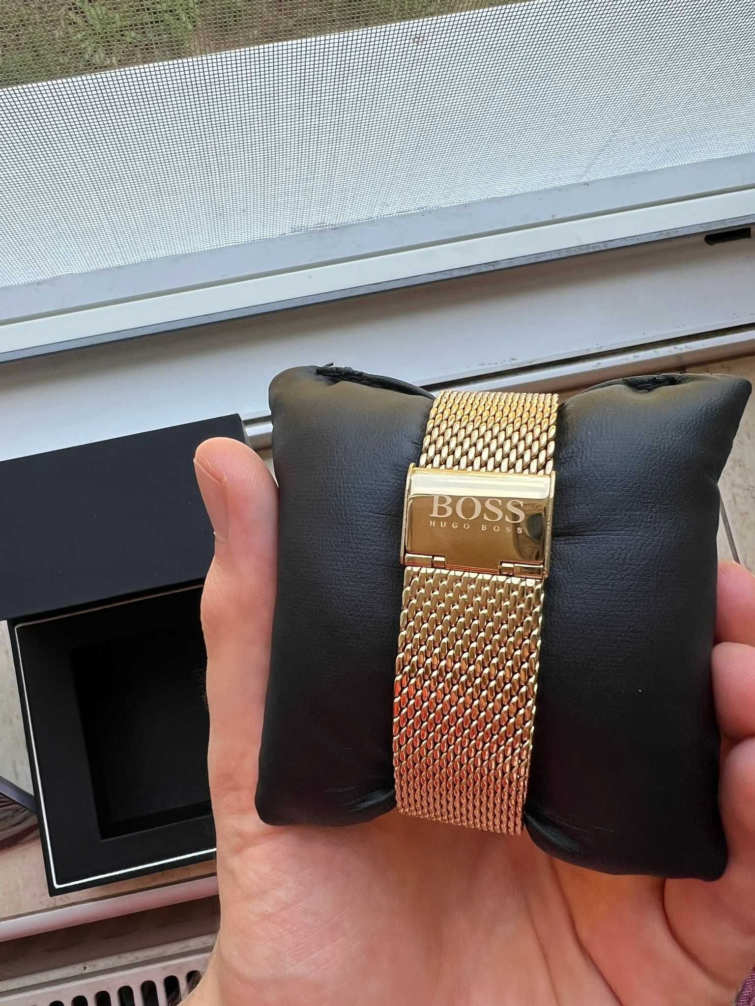 Ceas Hugo Boss Contemporary Ocean Edition Gold