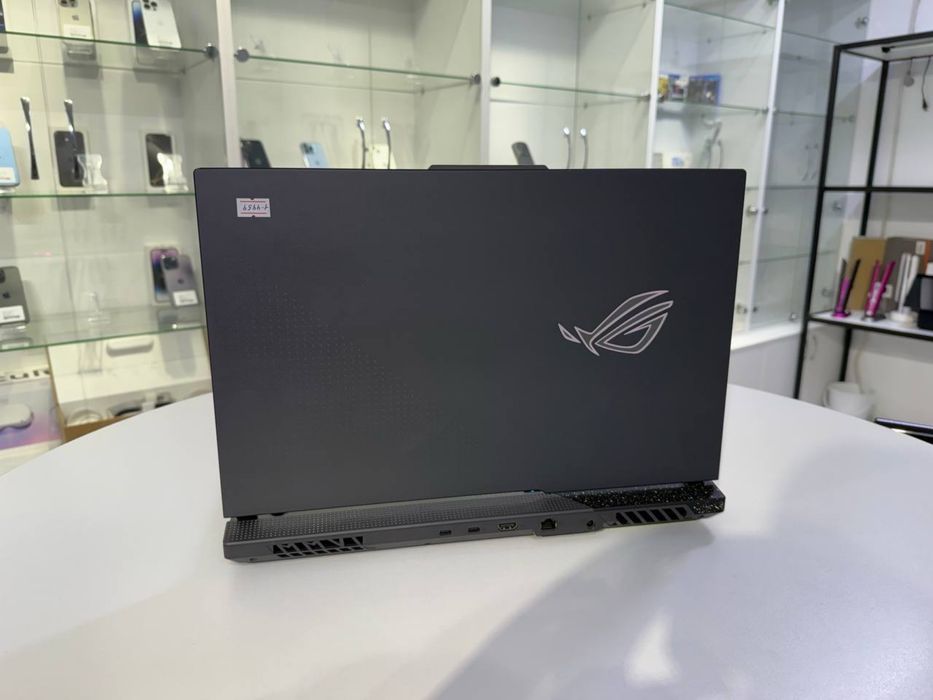 Asus Rog Strix G17 9-7