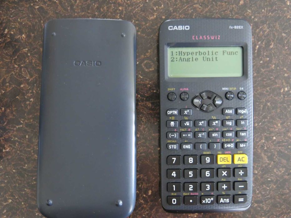 Научен калкулатор Casio fx-82EX Classwiz