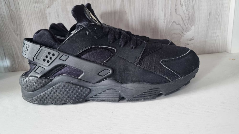 Nike Air Huarache Black Black White marimea 46