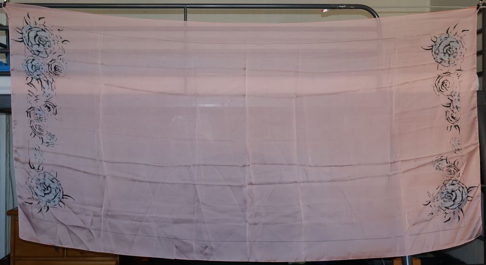 Копринени шалове от Виетнам