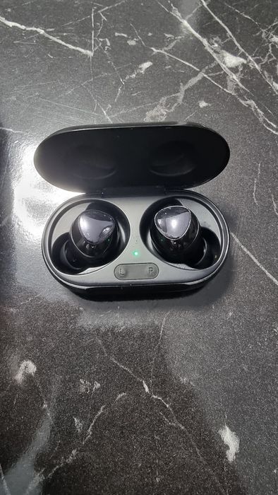 Galaxy buds plus