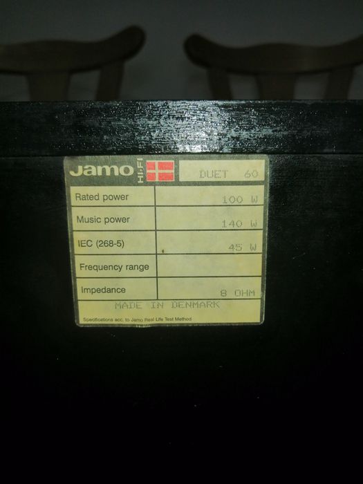 Amplificator, stație muzicală fără defecte, în perfectă stare de funcț