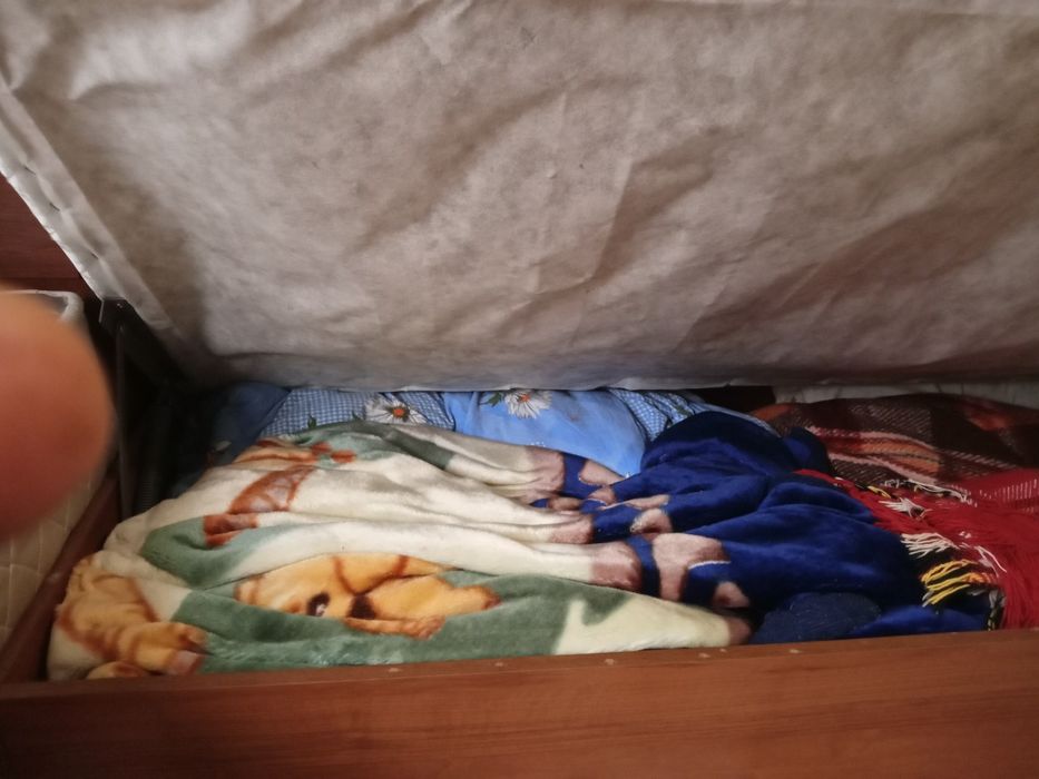 Ъглови дивани комплект в идеално състояние