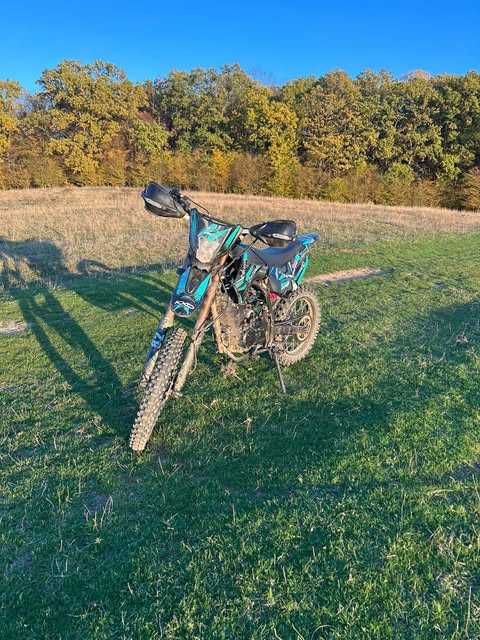 schimb kxd 150cc  ofer si diferenta unde este nevoie.