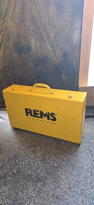 Rems cutie metalica presă electrică