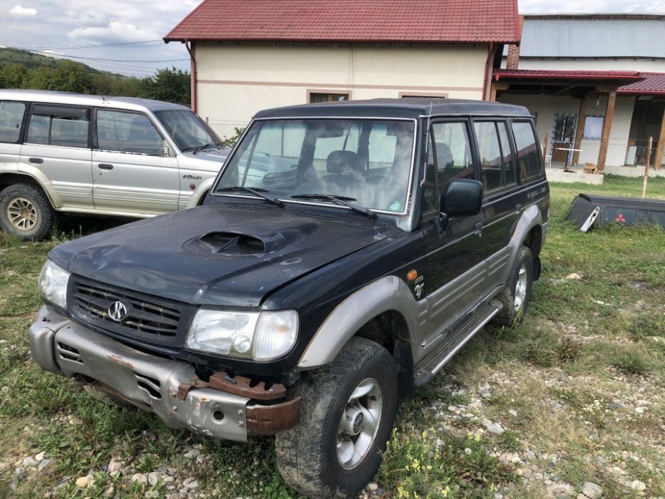 Dezmembrari dezmembrez piese hyundai galloper 2500 diesel 4x4