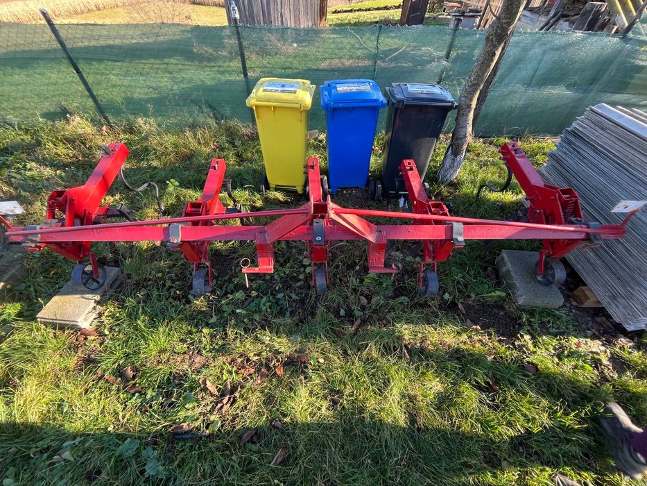 Vând Prășitoare 5 rânduri