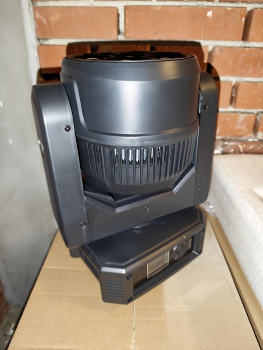 Led zoom Beye moving head 4x40w rgbw