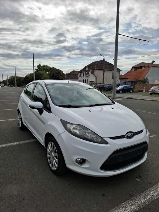 Ford Fiesta Trend 1.4 Benzina + GPL 2010